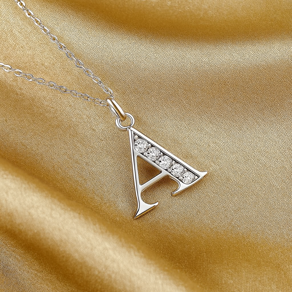 Letter & initialen kettingen – initiaal hanger in edelstaal of .925 zilver
