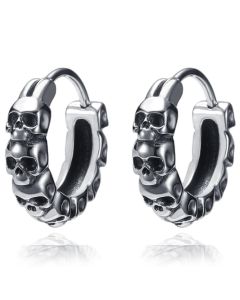 Heren oorringen van edelstaal zilverkleurig met skulls